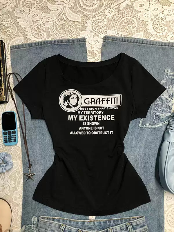 black printed short-sleeved T-shirt