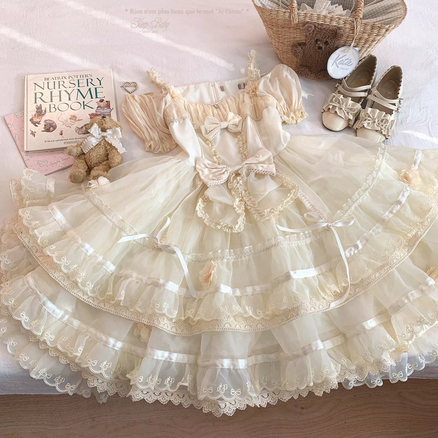 Last-Season Clearance: Vintage Lace Floral Tiered Cake Dress with Bow