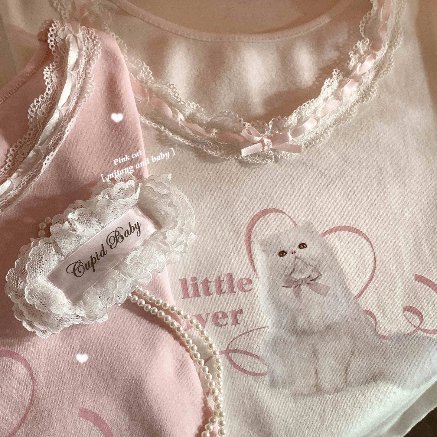 Soft Lace Cat T-shirt