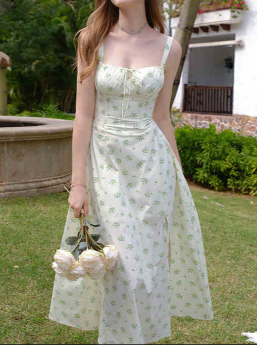 Cottage Floral Puff-sleeved Dress