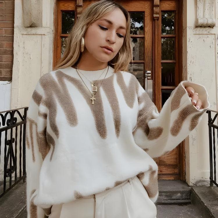 Wavy Line Design Knitted Sweater Beige One Size