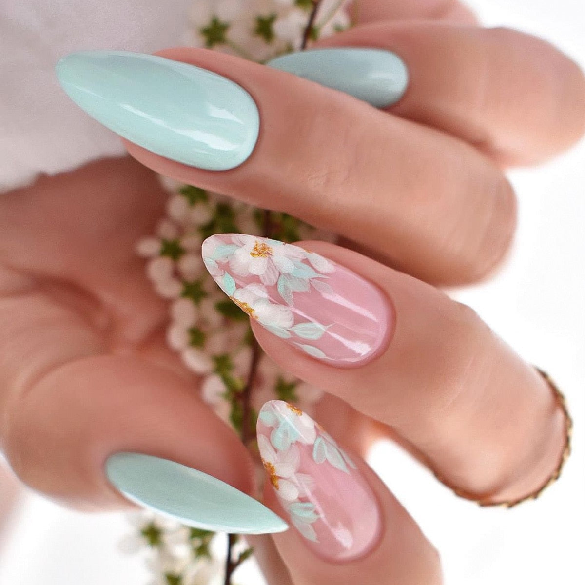 Spring Floral Press On Nails