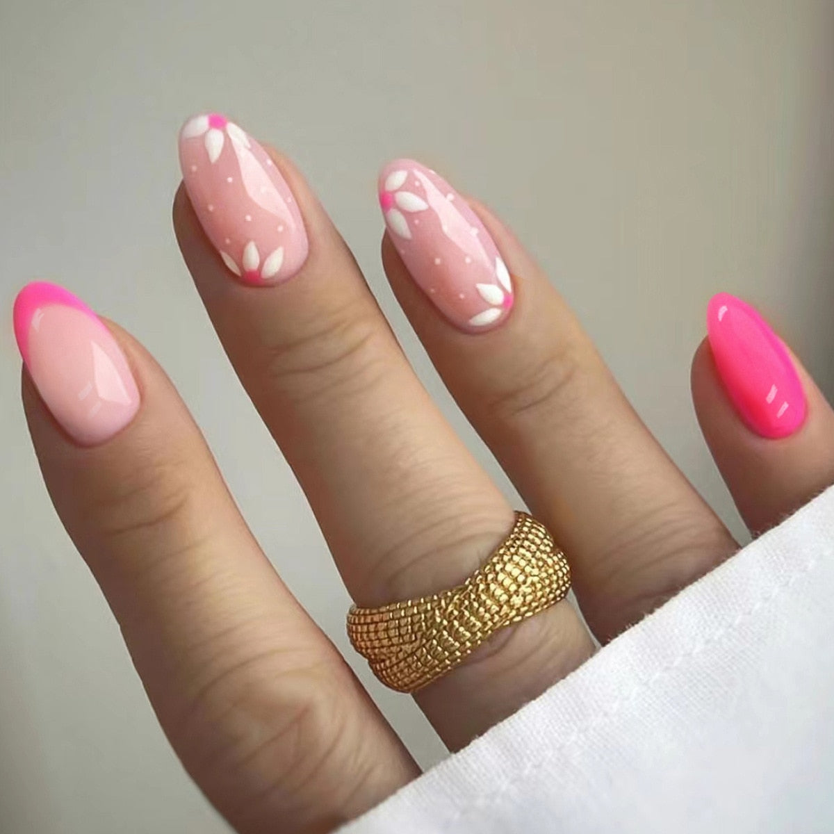 Spring Floral Press On Nails