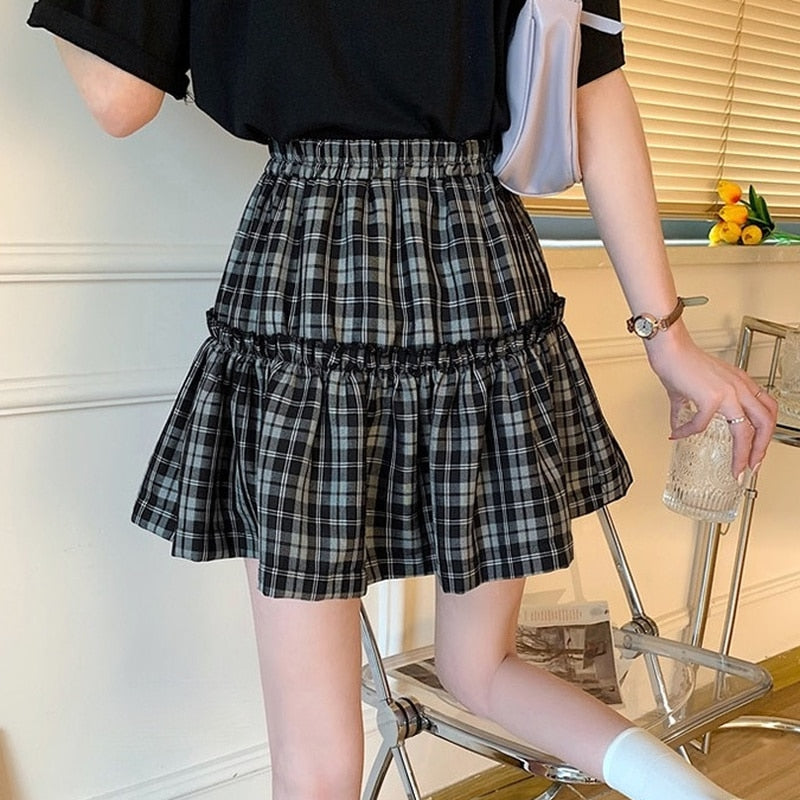 Kawaii Gothic Black and White Plaid Skirt