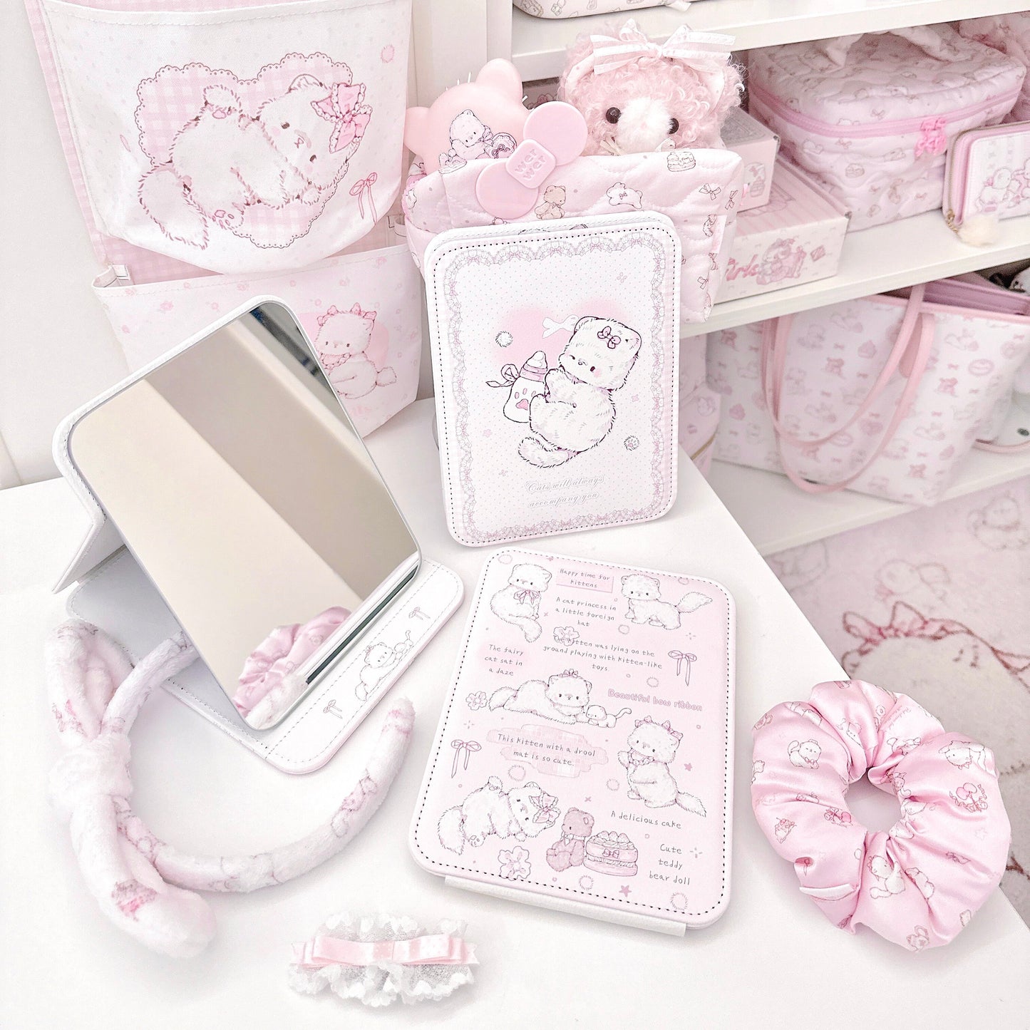 Cat Series Portable Folding Mirror