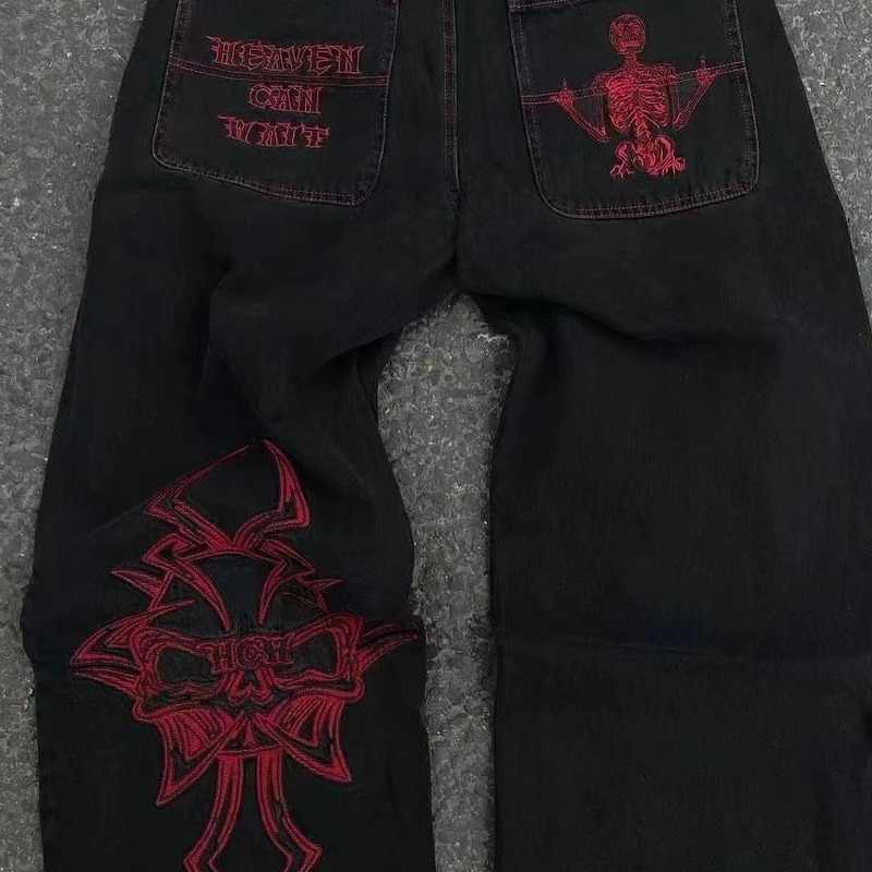 Grunge Embroidered Skull Straight Jeans