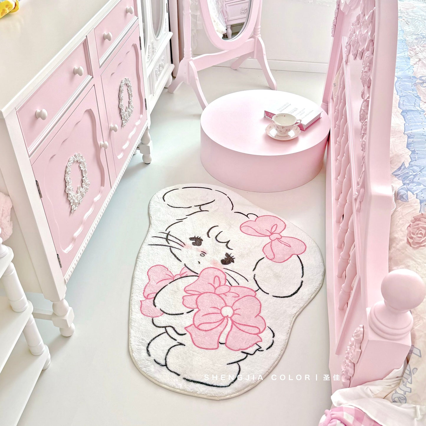 Cartoon cute girl bedroom bedside blanket