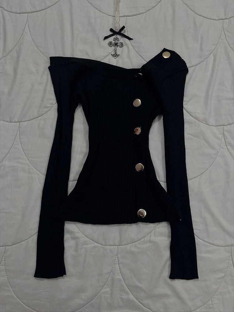 retro buttons long-sleeved top