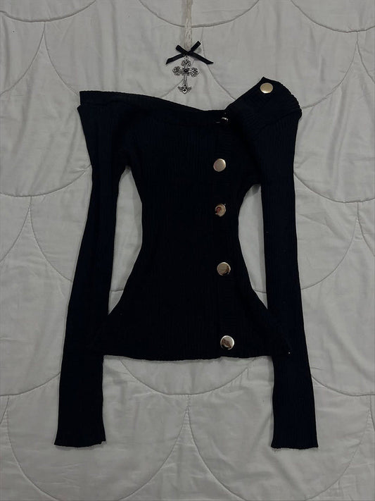 retro buttons long-sleeved top