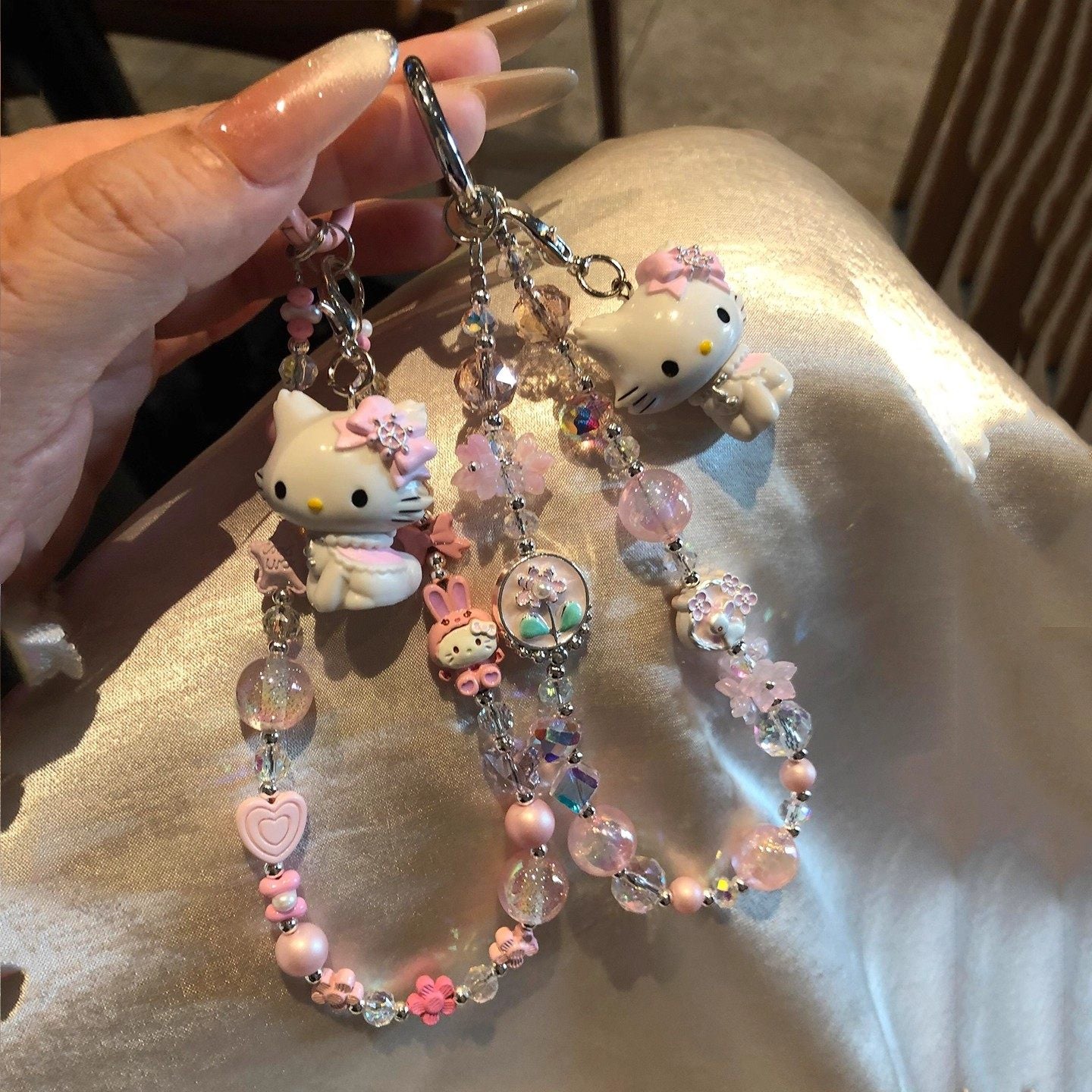 kawaii kitty beaded keychain