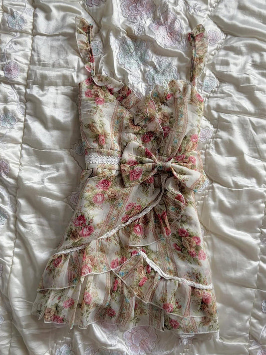 vintage bow ruffled tank top