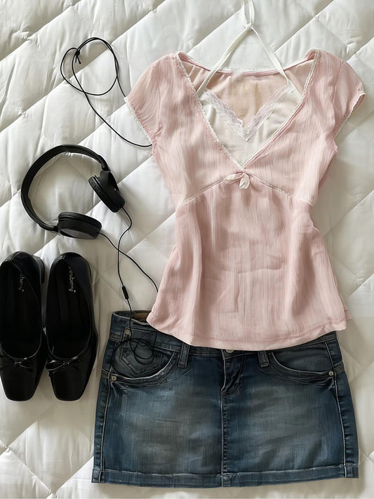 v-neck coquette bow shirt