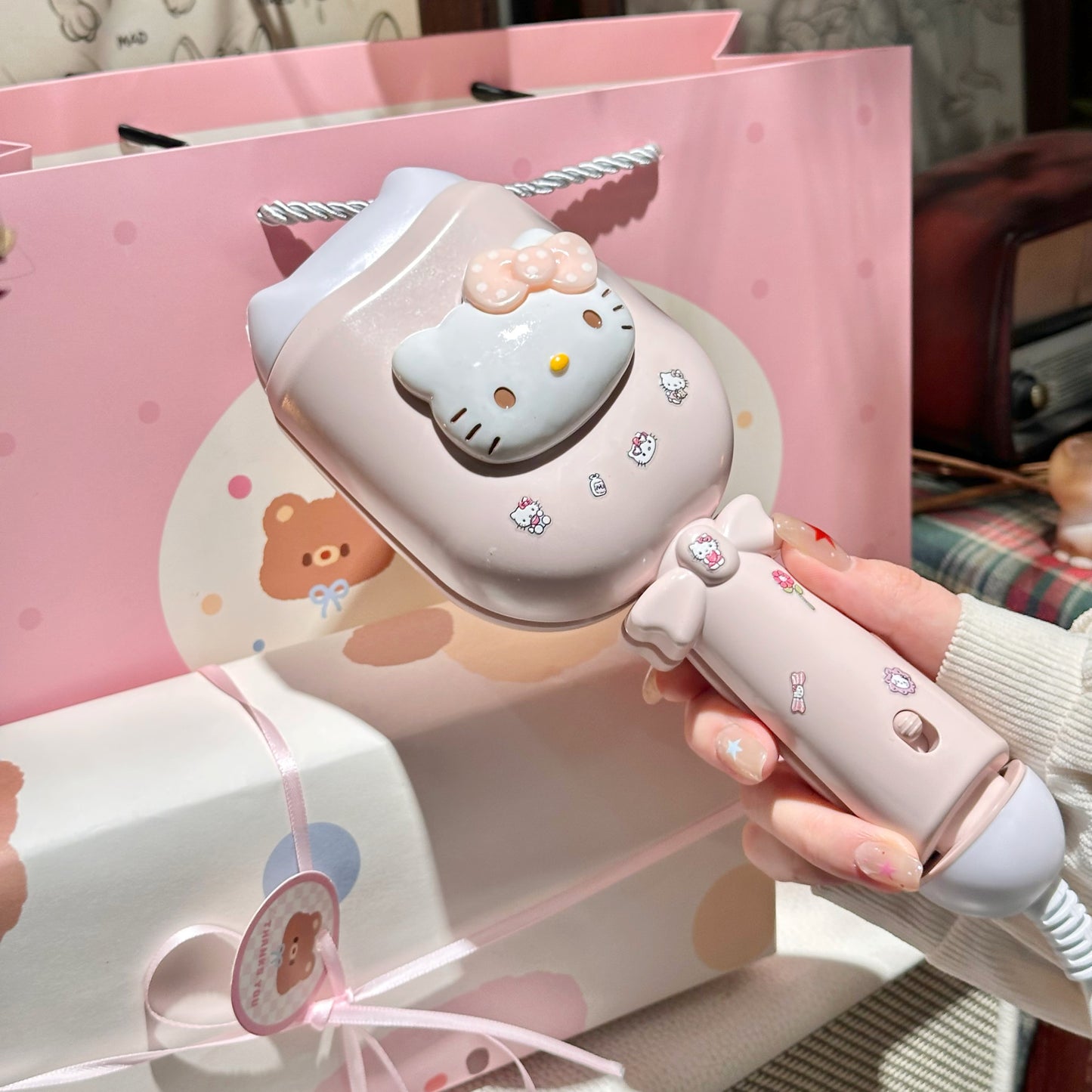 cute kitty claw egg roll splint perm