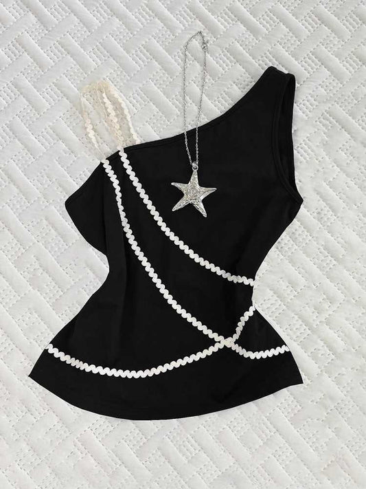 Off-shoulder Y2K Top