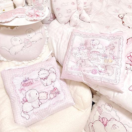 kawaii cats cushion