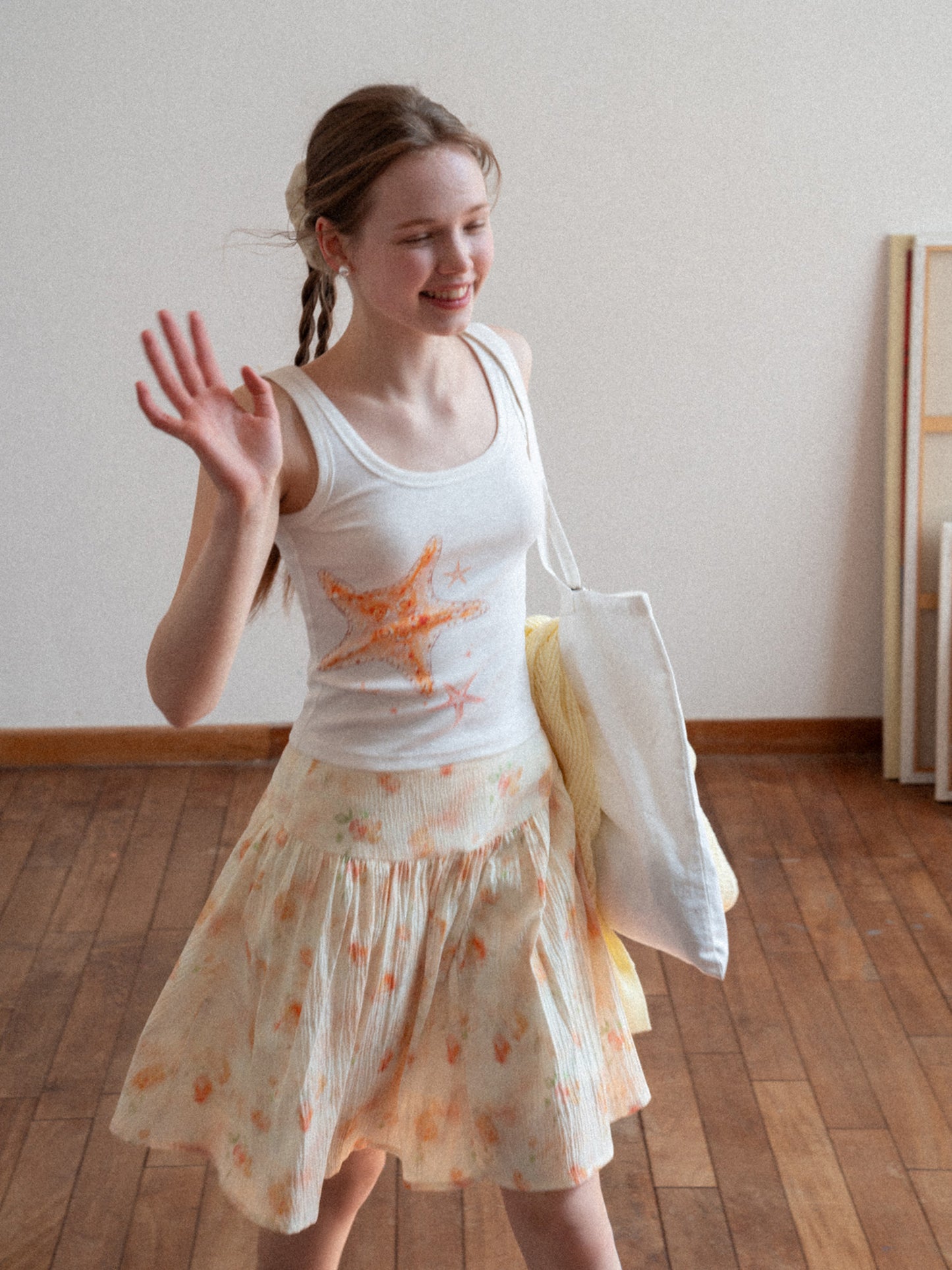 White starfish print cami