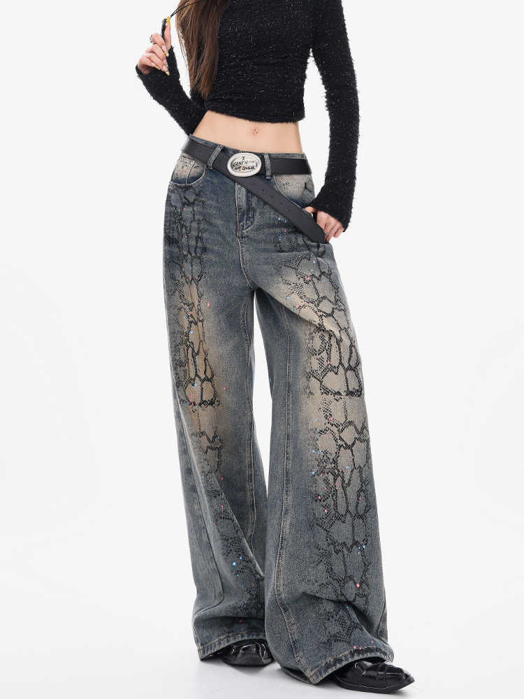 Grunge Distressed Graffiti-painted Baggy Jeans