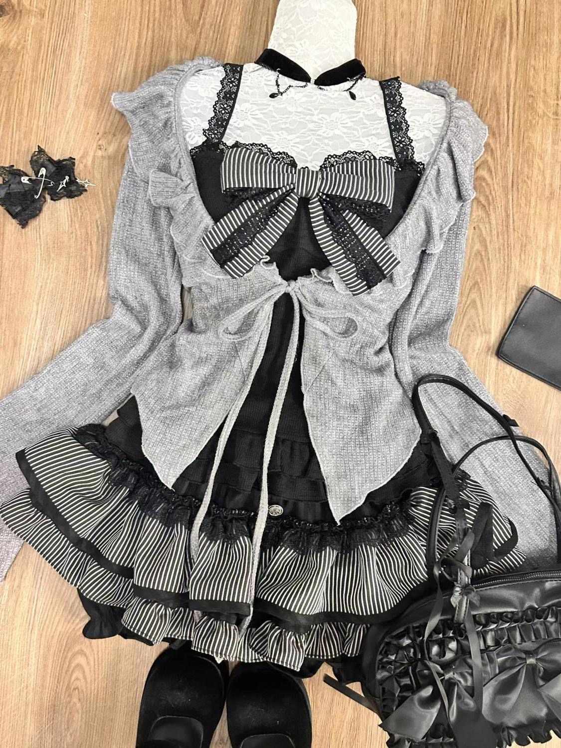 Gray Lace Ruffled Dark Coquette Coord