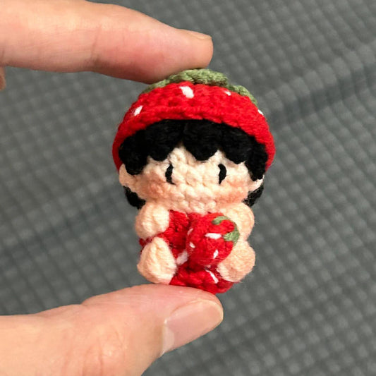 DIY wool cute strawberry pendant