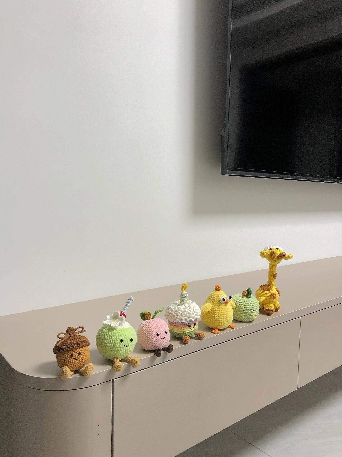 diy wool sitting dolls