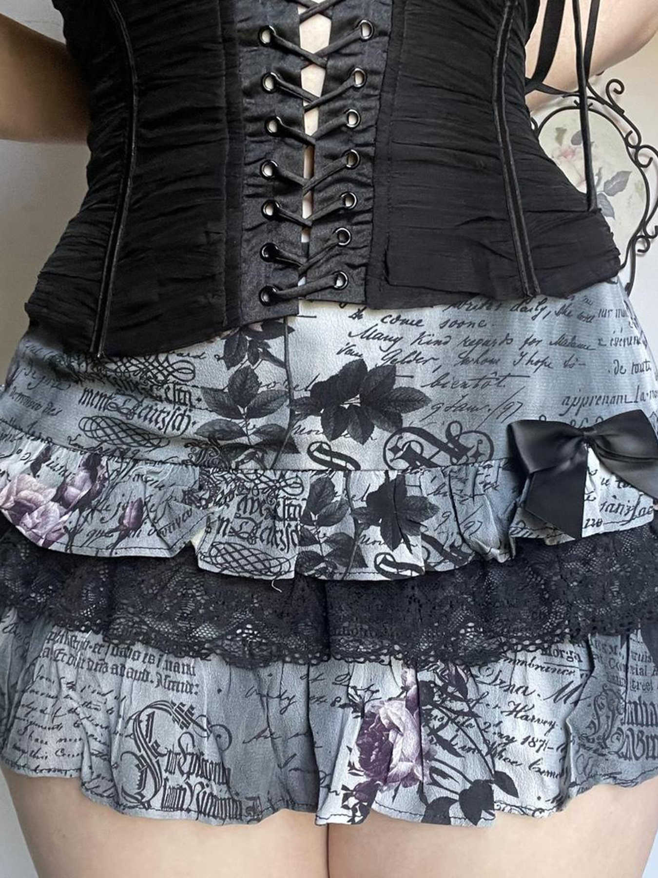 Y2K Bow Dark Grunge Cake Skirt