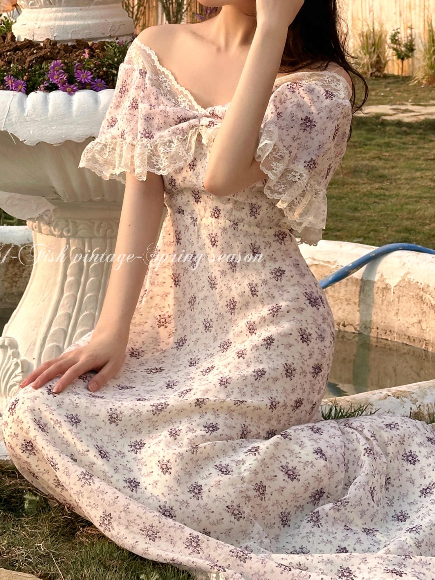 Coquette Lace Trim Floral Maxi Dress