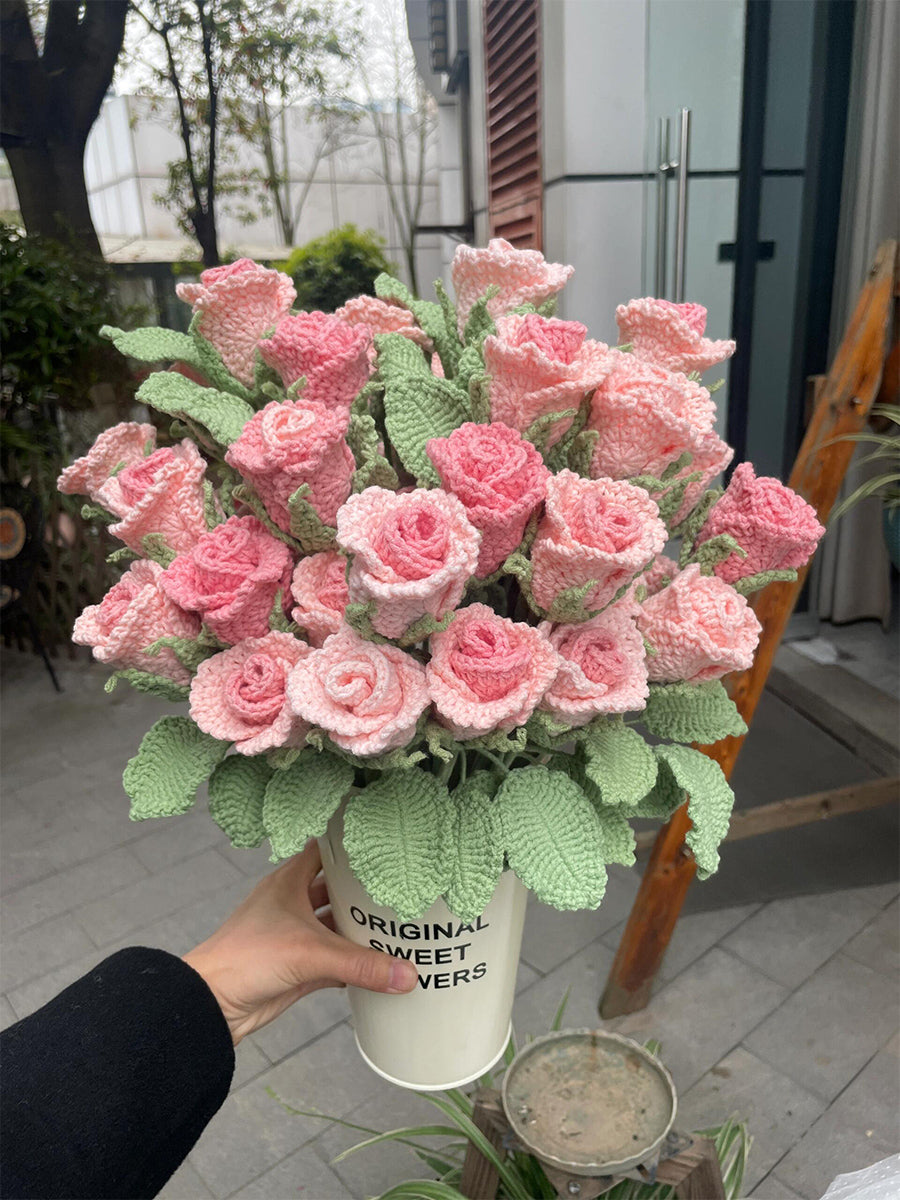 Hand-woven DIY pink romantic rose bouquet