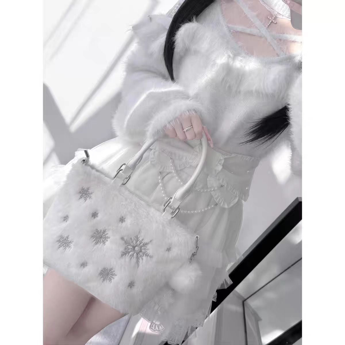 Cute snow white plush bag