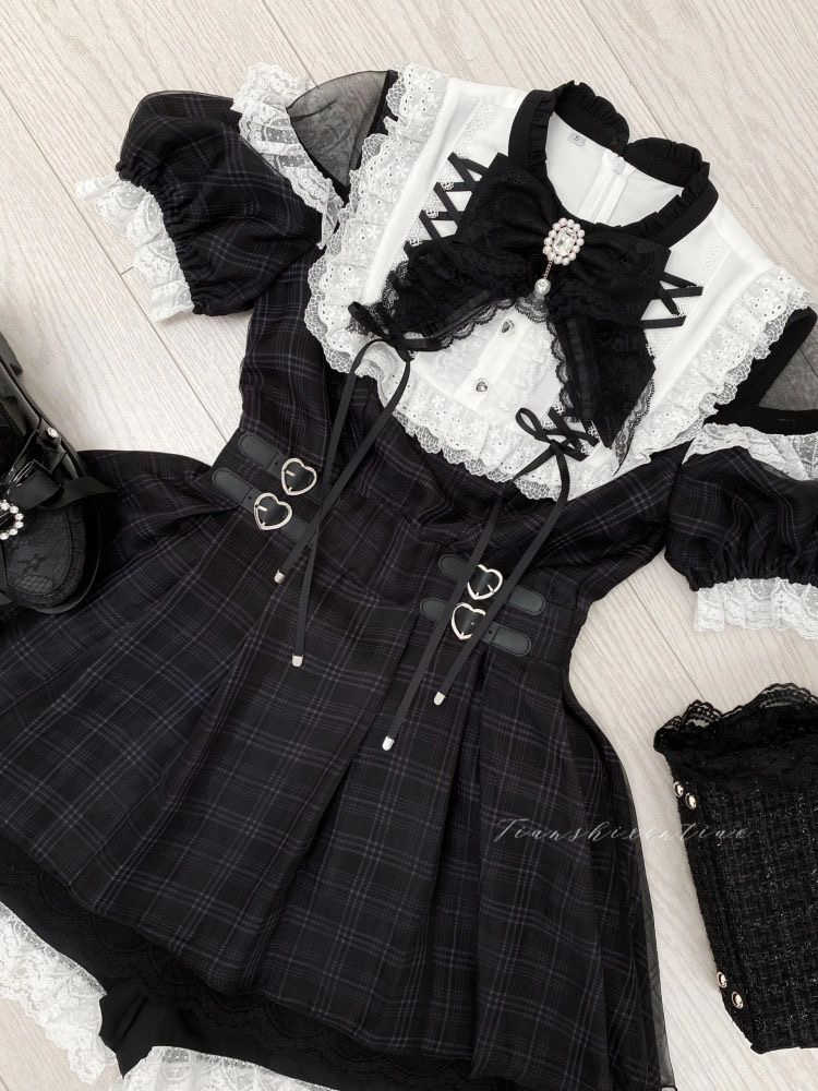 Landmine Short-sleeved Lace Bow Dress