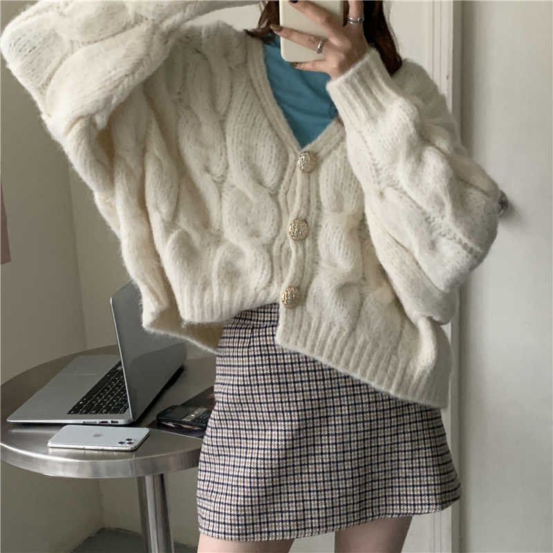 Soft Girl Knitted Cardigan