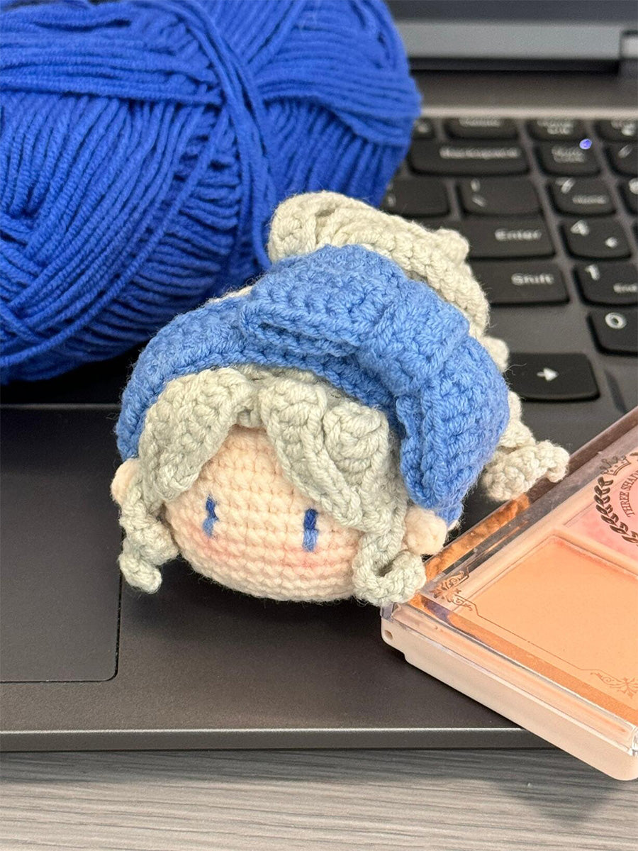 diy crochet reporter Alice doll kit