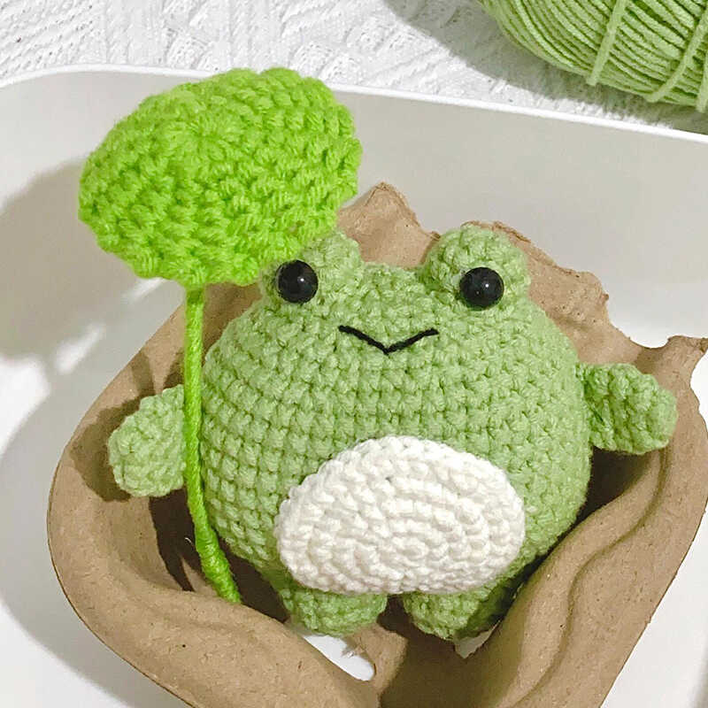 DIY wool Cute frog bag keychain
