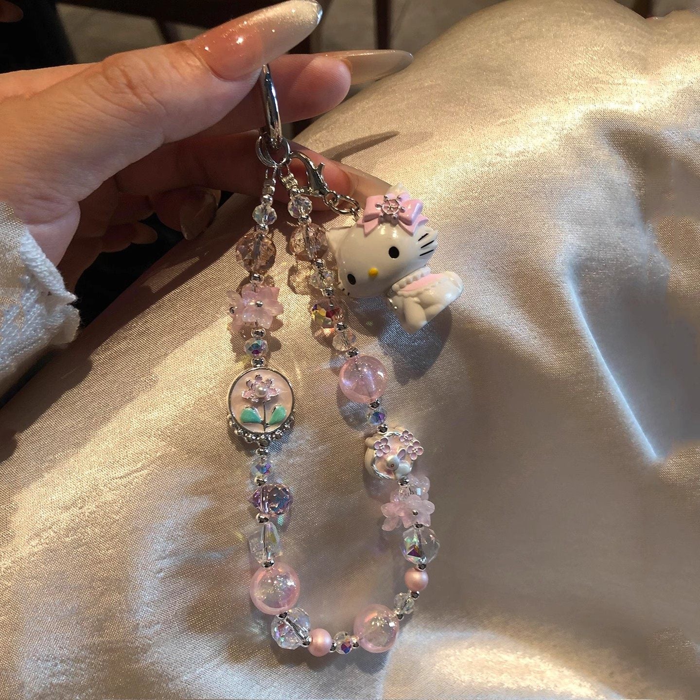 kawaii kitty beaded keychain