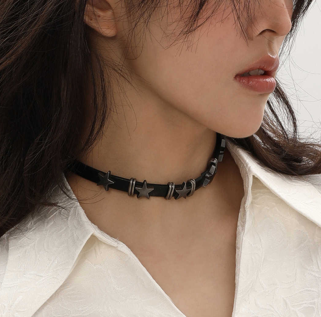 Grunge Punk Star Leather Choker