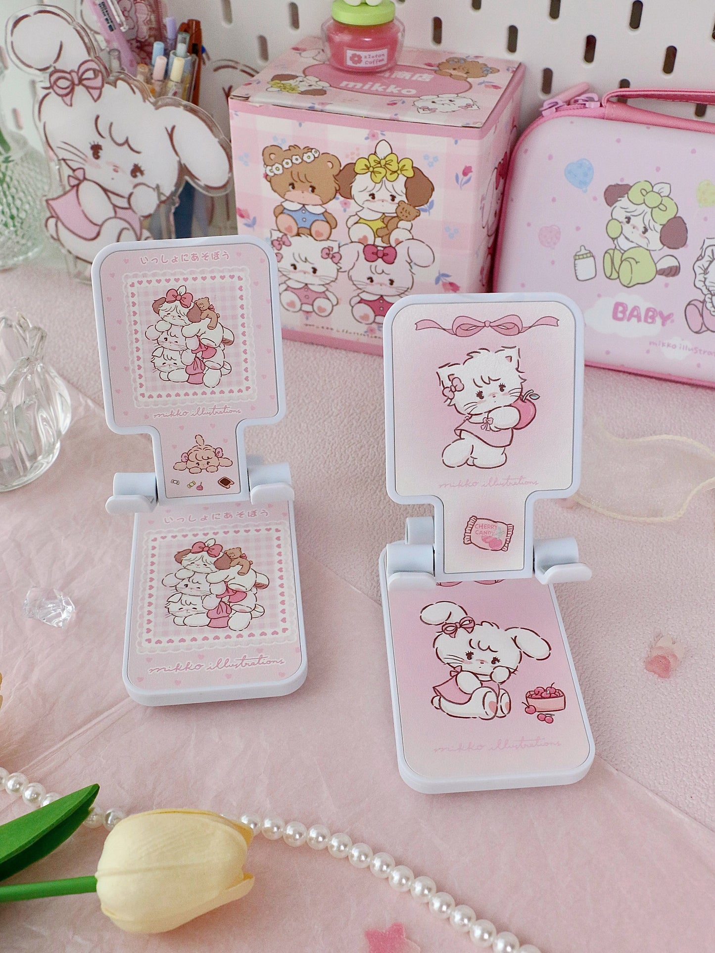 kawaii desktop mobile phone stand