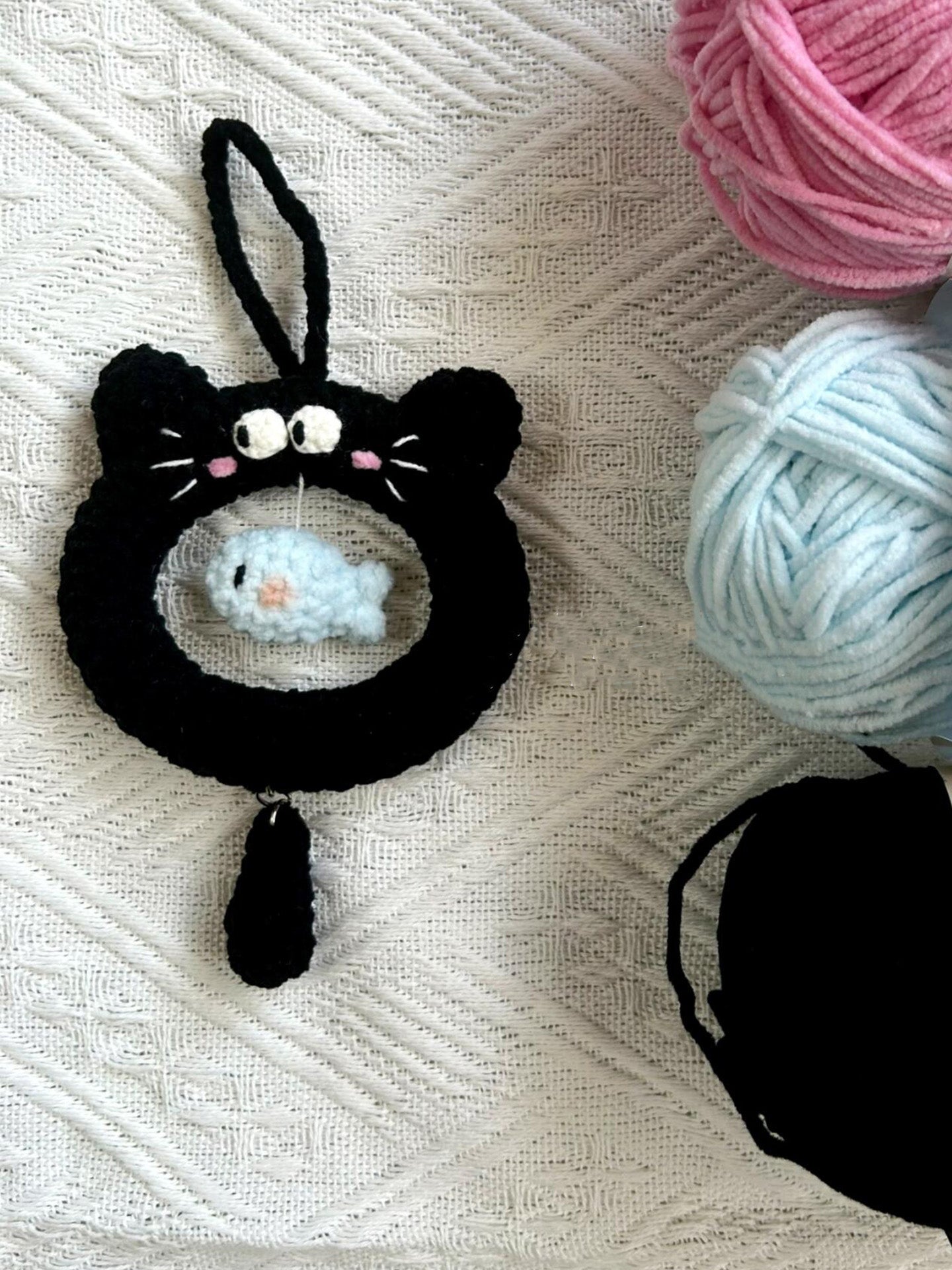 diy wool little black cat pendant