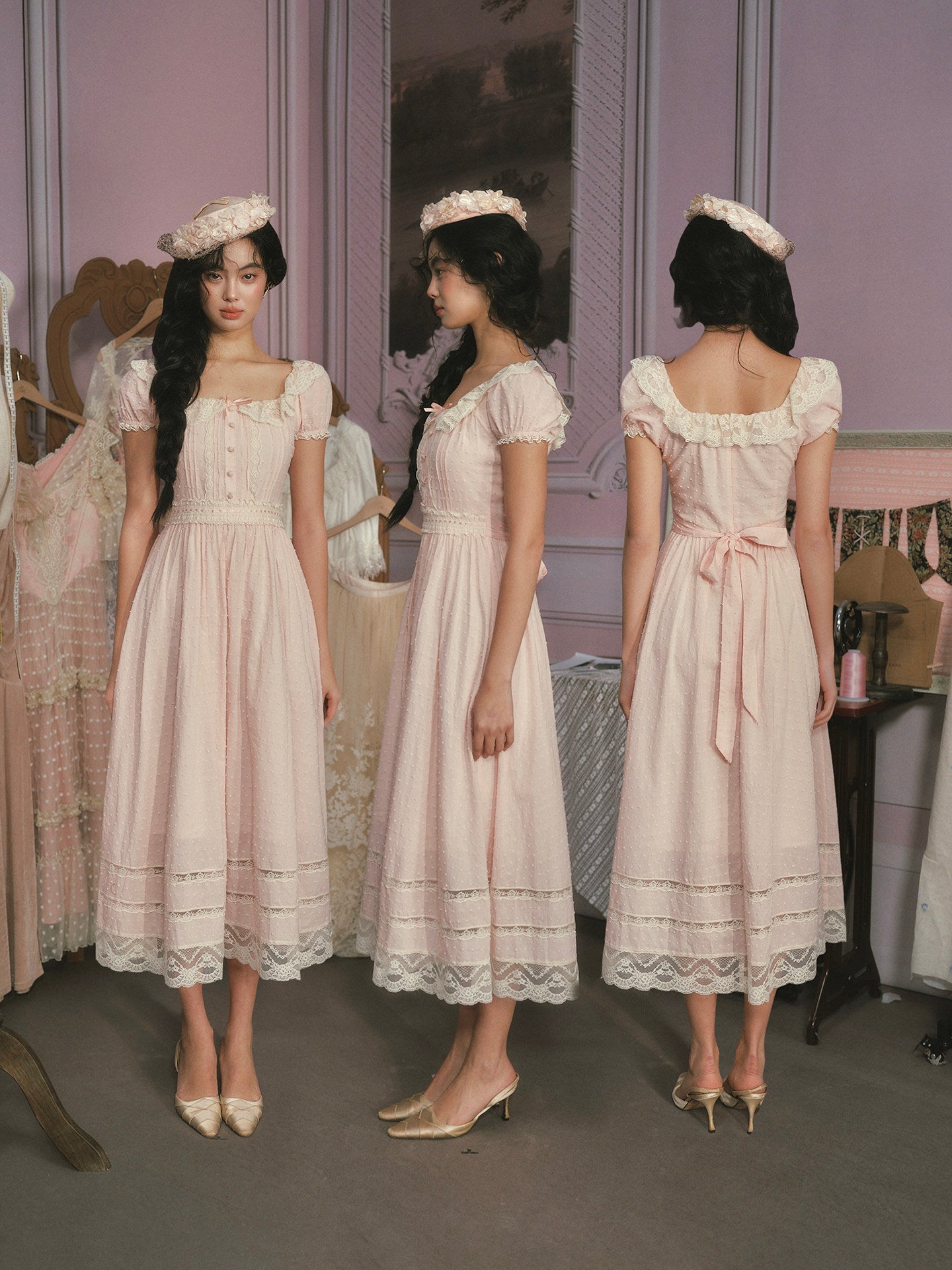 princess puff-sleeved lace dress