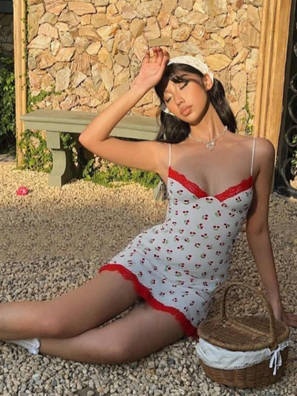 Lace Splicing Cherry Suspender Dress