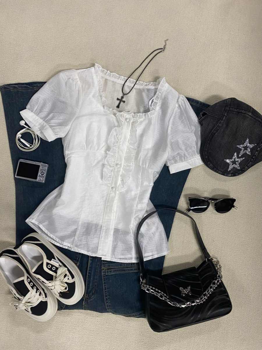 White Fungus-edged Square-neck Shirt