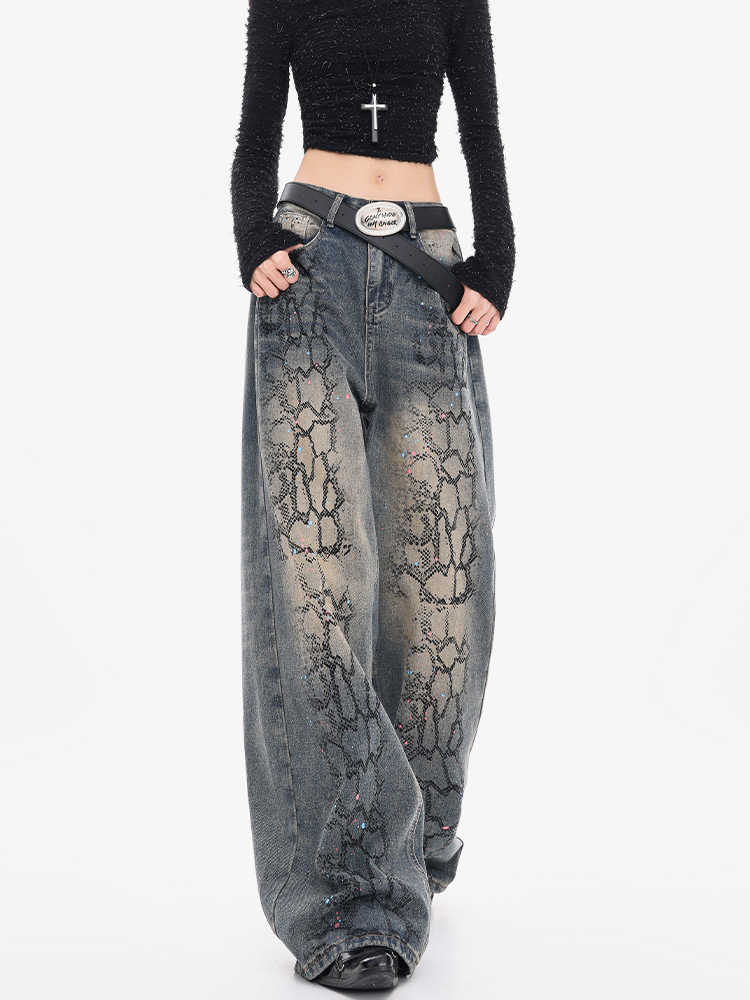 Grunge Distressed Graffiti-painted Baggy Jeans