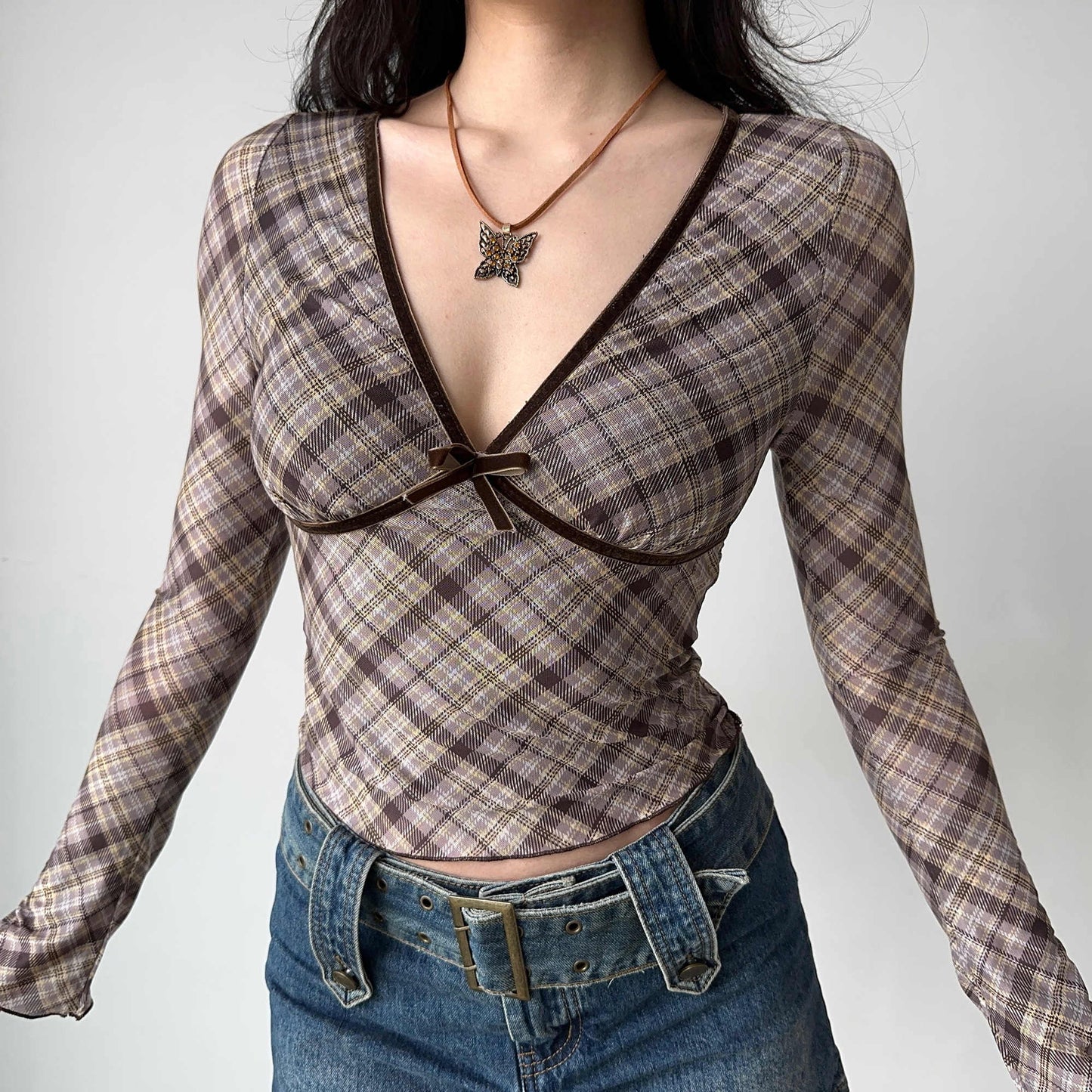 Downtown Girl V-neck Long-sleeved Plaid Top