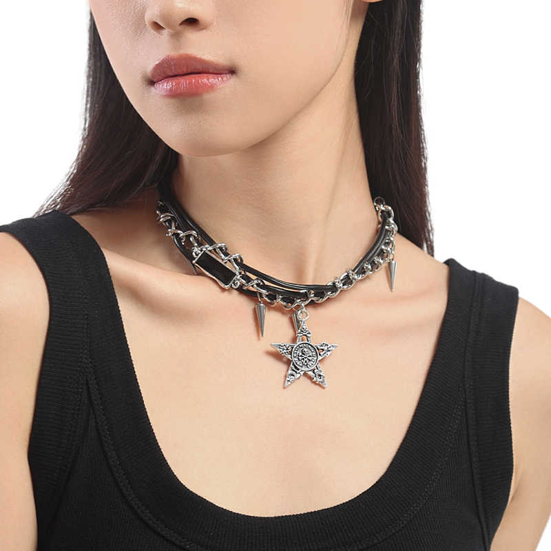 Punk Star Rivet Metal Choker Necklace