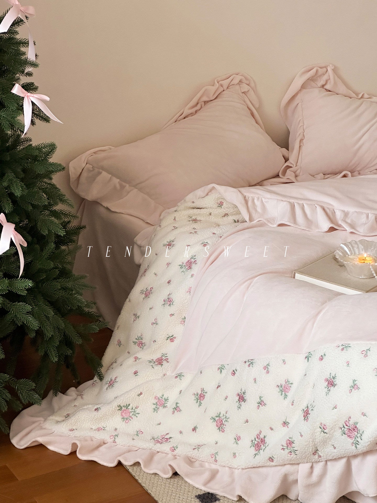Milk velvet bed sheets four-piece set