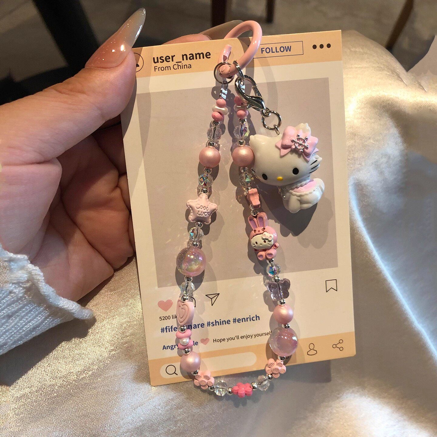 kawaii kitty beaded keychain