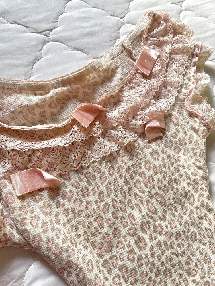 bows vintage shirt