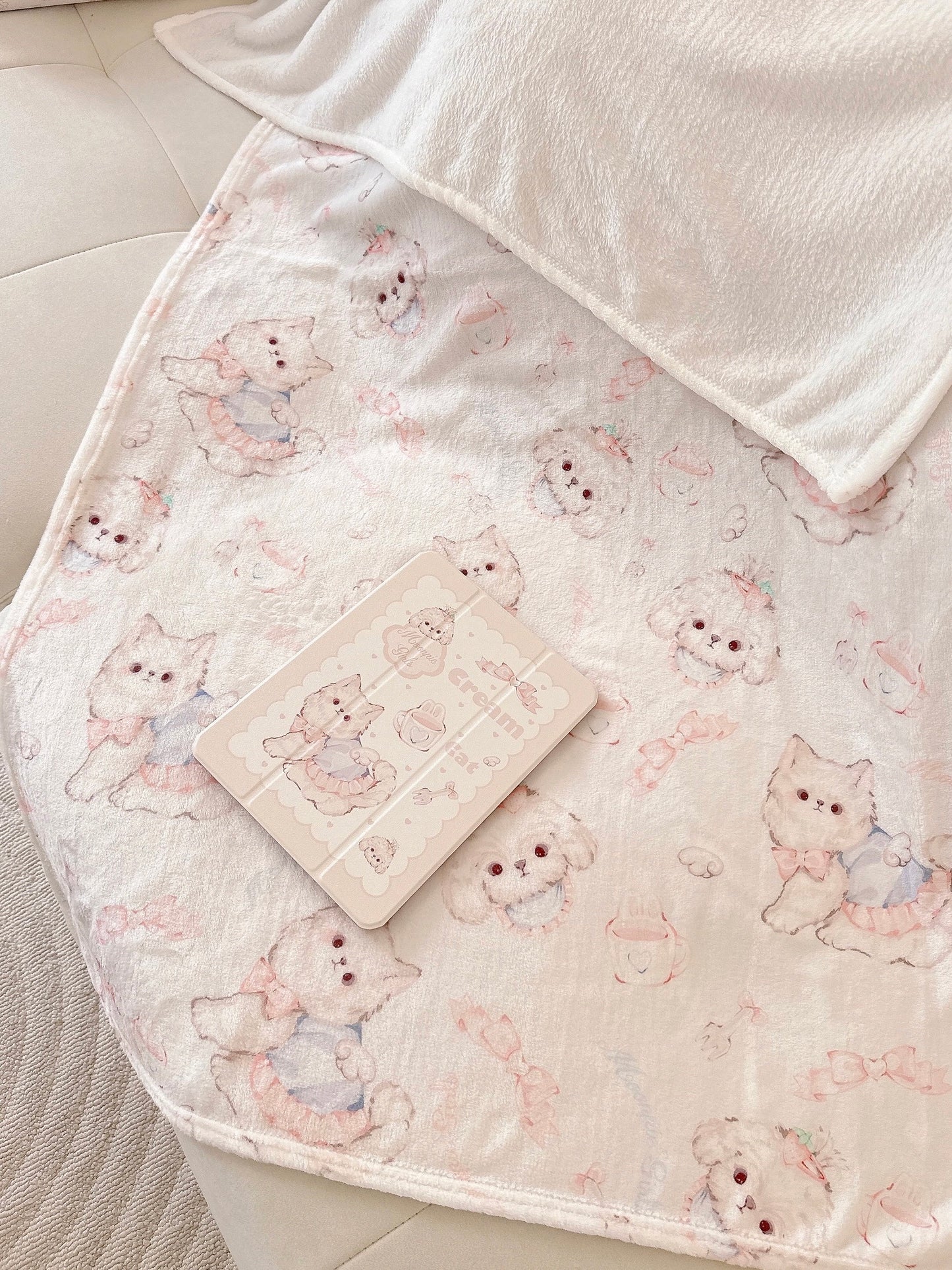 kawaii plush air conditioning blanket Air conditioning blanket 150cm*100cm (about 519g)
