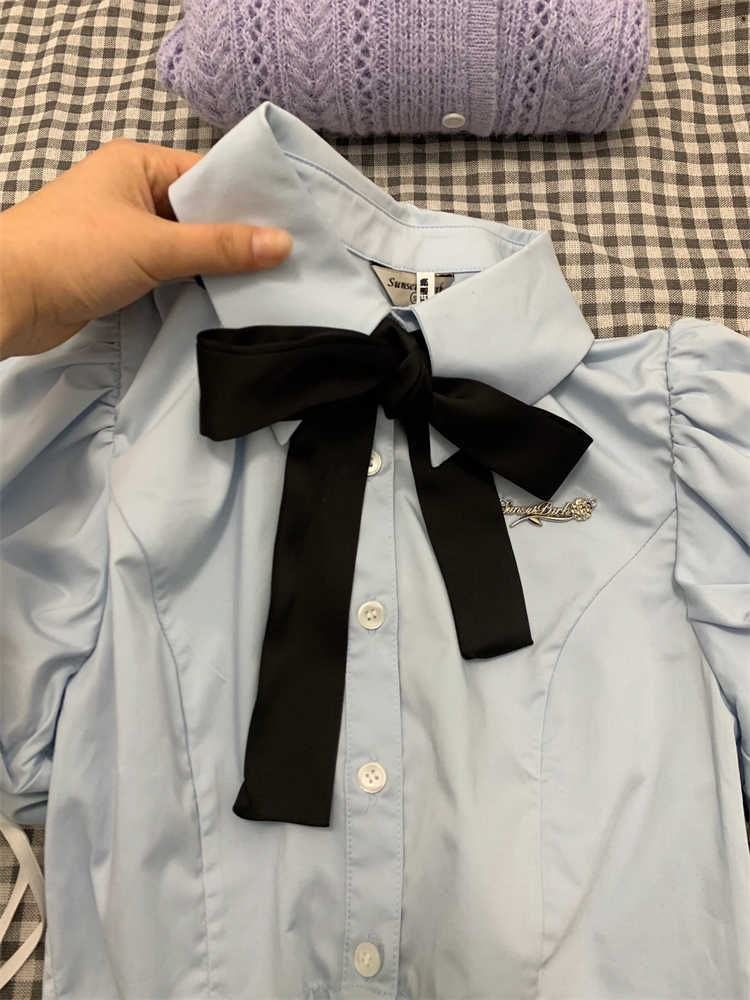 Retro College Puff Sleeves Shirt
