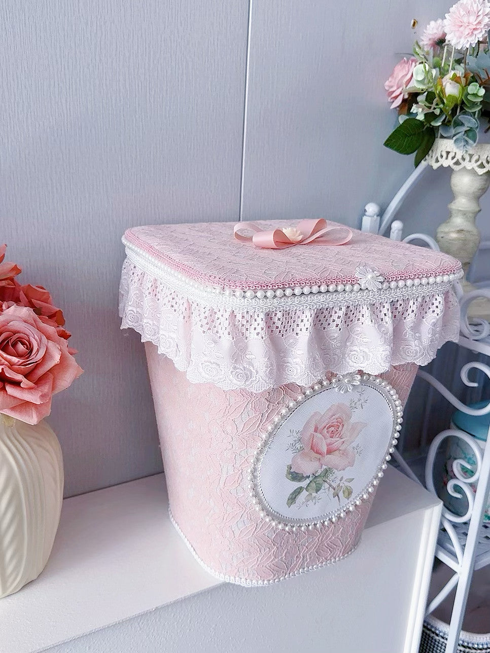 French Lace Trash