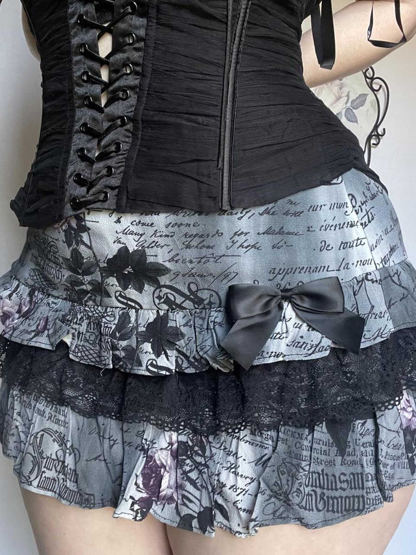 Y2K Bow Dark Grunge Cake Skirt