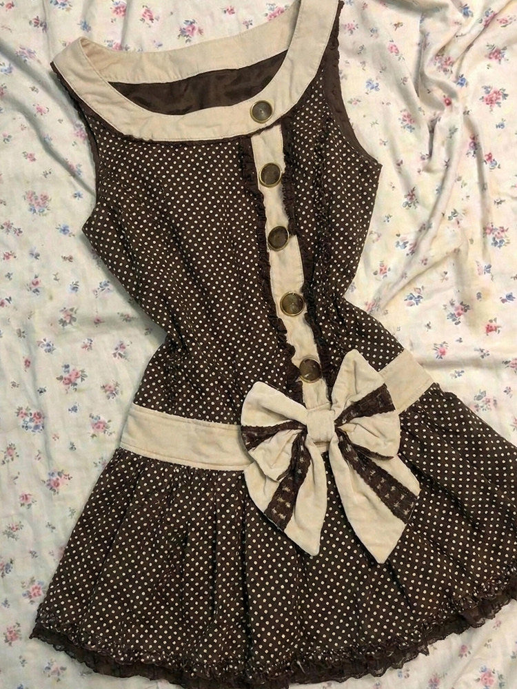 brown sleeveless bow dress